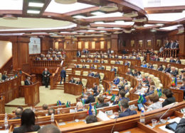 parlament76-260x188.jpg