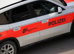masina-de-politie-in-cantonul-elvetian-zurich-260x188.webp