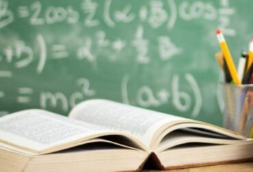 educatie-370x251.jpg