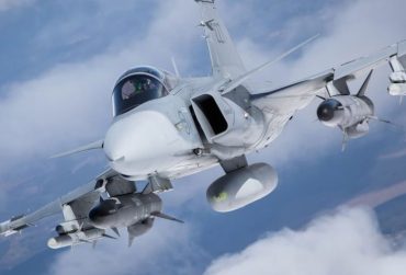 avion-gripen-900x505-1-370x251.jpg