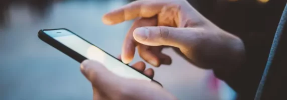 escrocherie-telefon-900x505.jpeg-571x200.webp