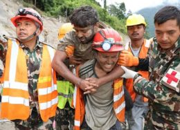 persoane-salvate-nepal-900x505-1-260x188.jpg