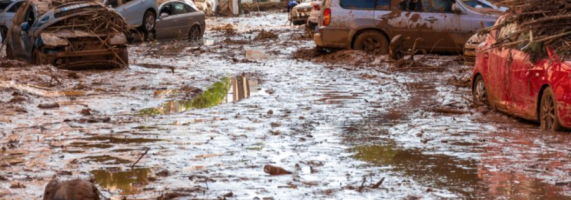 inundatii-spania-900x505-1-571x200.png